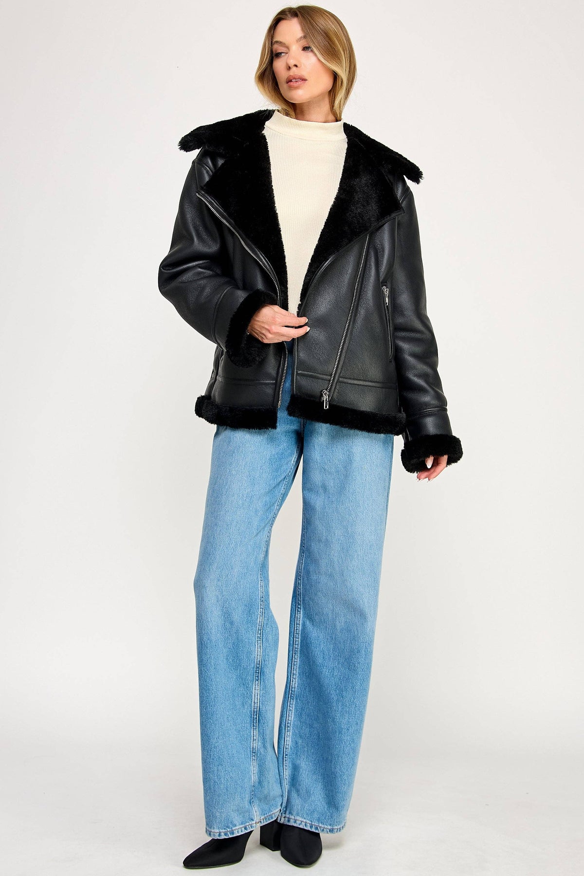 🖤 Liam Pilot Jacket – Oversized Shearling Vegan Leather