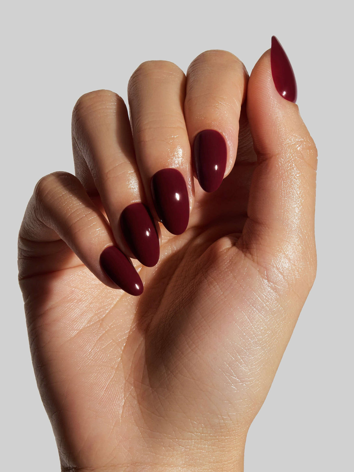 Celebritips Bordeaux Burgundy Press-On Nails – Short Almond