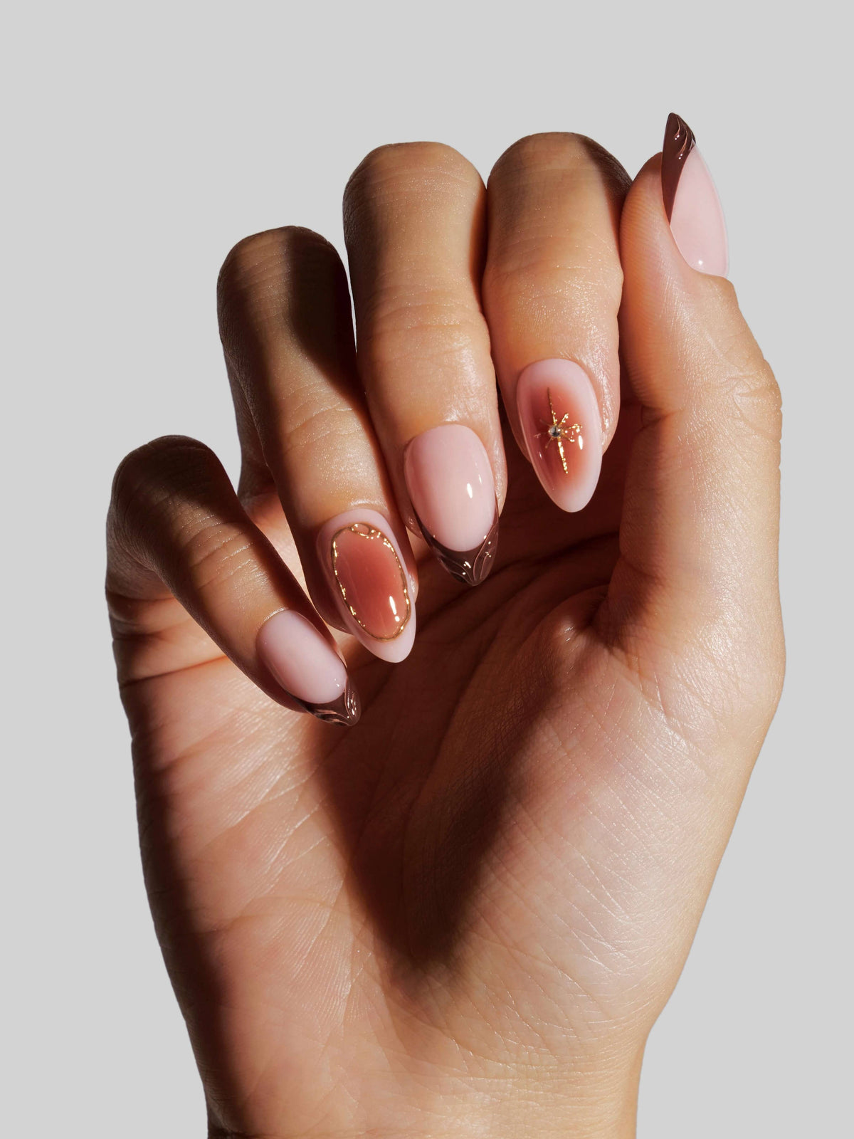 Amber Muse | Celebritips Short Almond Press-On Nails