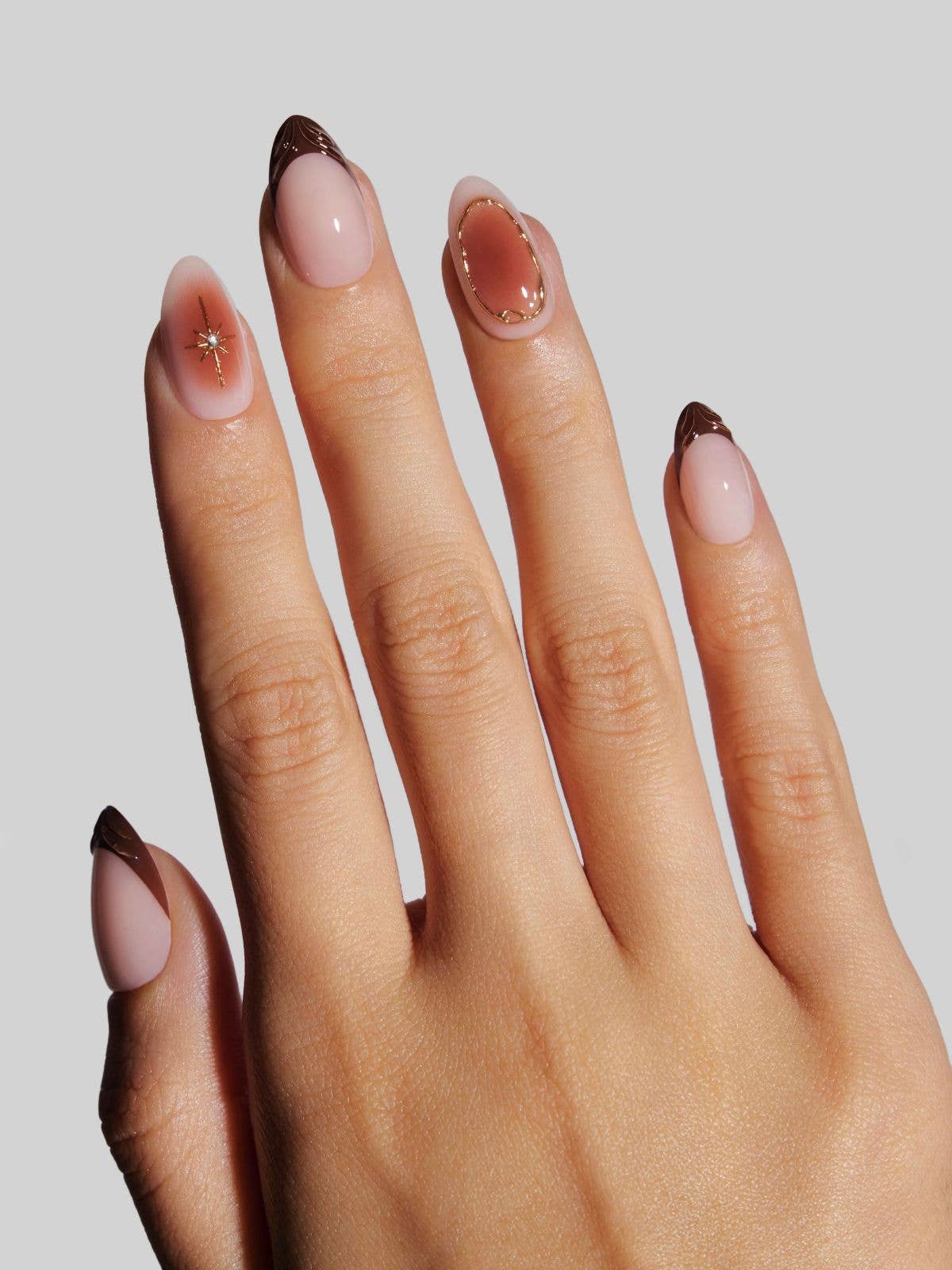 Amber Muse | Celebritips Short Almond Press-On Nails