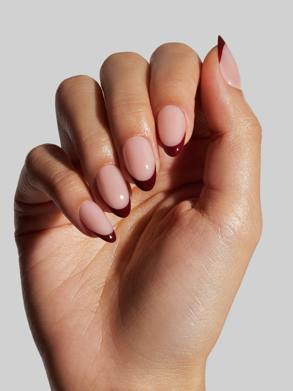 Celebritips French Rouge Burgundy French Tip Press-On Nails – Short Almond